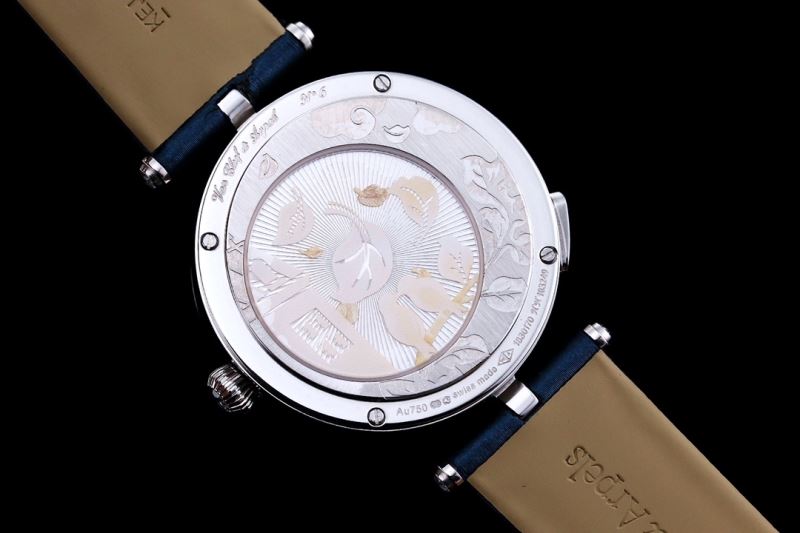 VAN CLEEF & ARPELS Watches